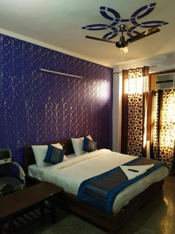 Airport Hotel Green Heights New Delhi Buitenkant foto